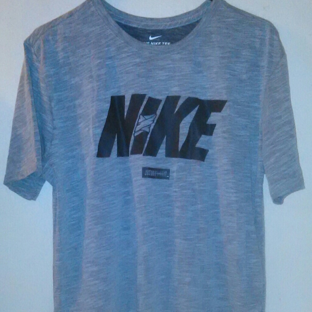 Dri-fit nike tee